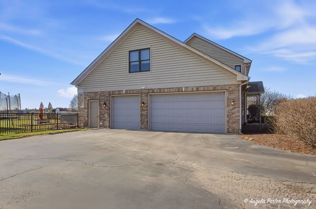 11506 Heritage Path, Richmond, IL 60071