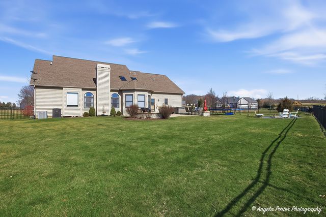 11506 Heritage Path, Richmond, IL 60071
