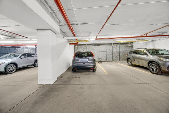 701 W RAND Road 432, Arlington Heights, IL 60004