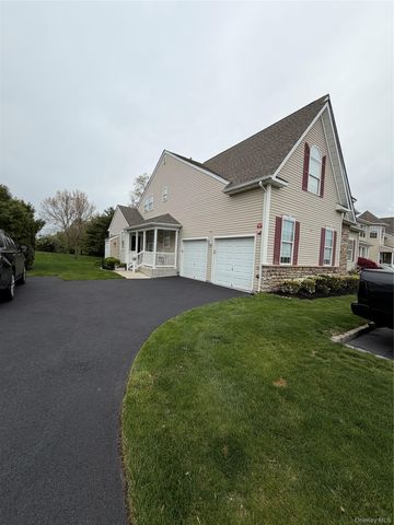 19 Meadow Pond Circle, Miller Place, NY 11764