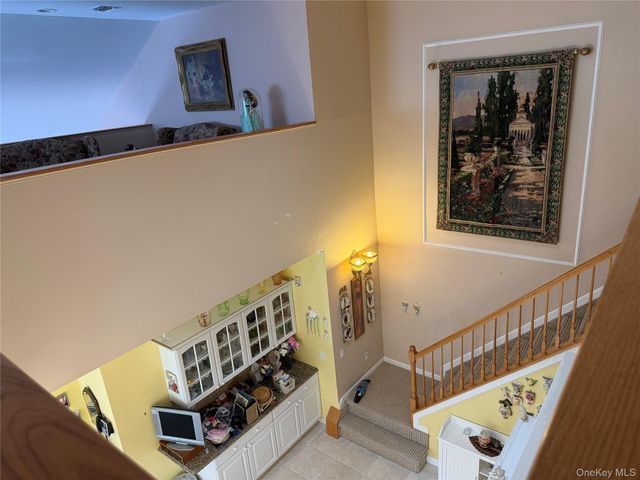 19 Meadow Pond Circle, Miller Place, NY 11764