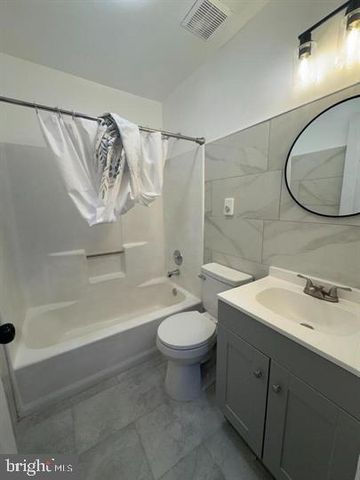 709 SPRUCE DR, Lusby, MD 20657