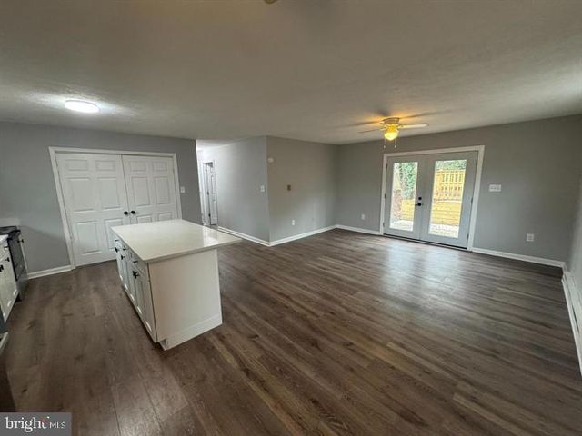 709 SPRUCE DR, Lusby, MD 20657
