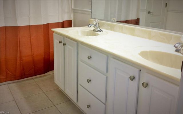 334 Hillside TER, Newport News, VA 23602