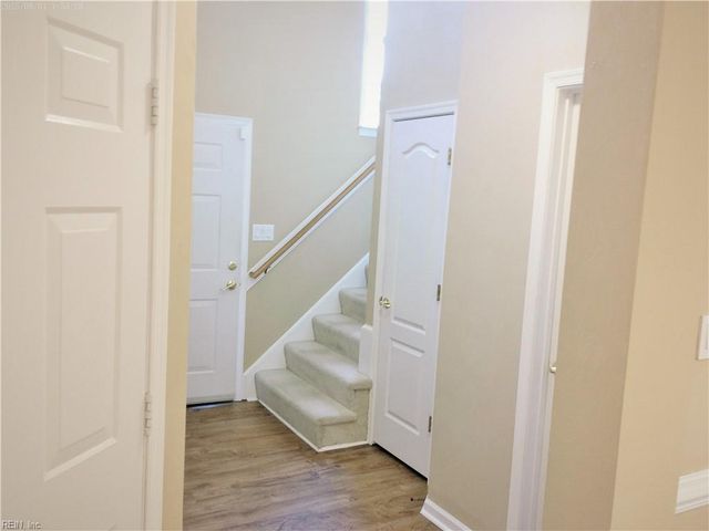 334 Hillside TER, Newport News, VA 23602