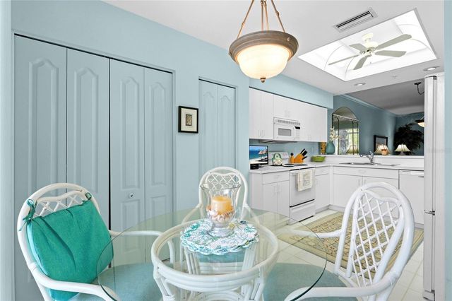9550 HIGH GATE DRIVE 1515, Sarasota, FL 34238
