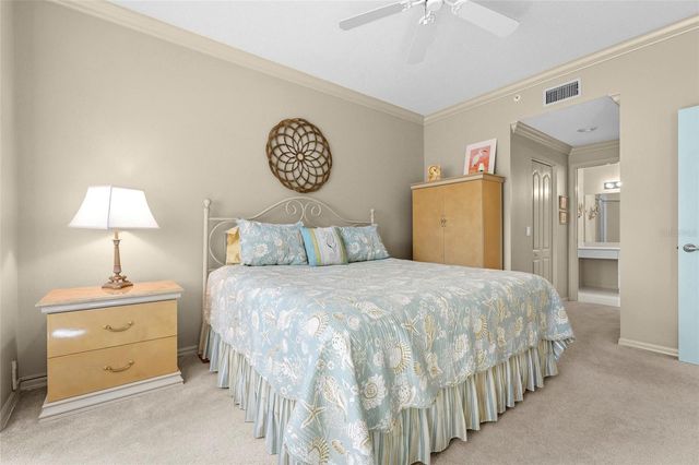 9550 HIGH GATE DRIVE 1515, Sarasota, FL 34238