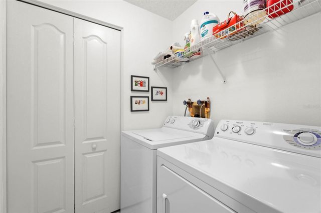 9550 HIGH GATE DRIVE 1515, Sarasota, FL 34238