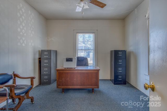 262 S Caldwell Street S, Brevard, NC 28712