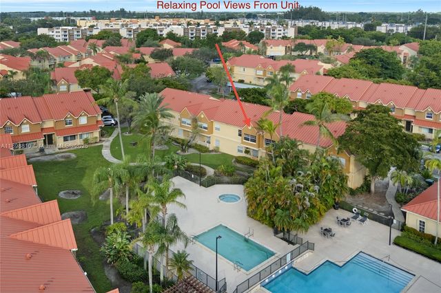 18350 NW 68th Ave F, Hialeah, FL 33015