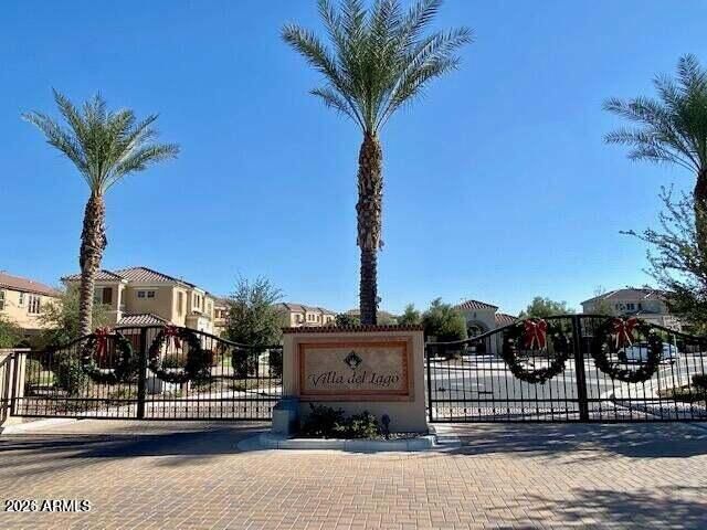 1949 W YELLOWSTONE Way, Chandler, AZ 85248