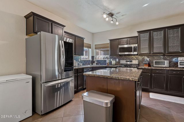 12744 Velvet Willow Dr, El Paso, TX 79938