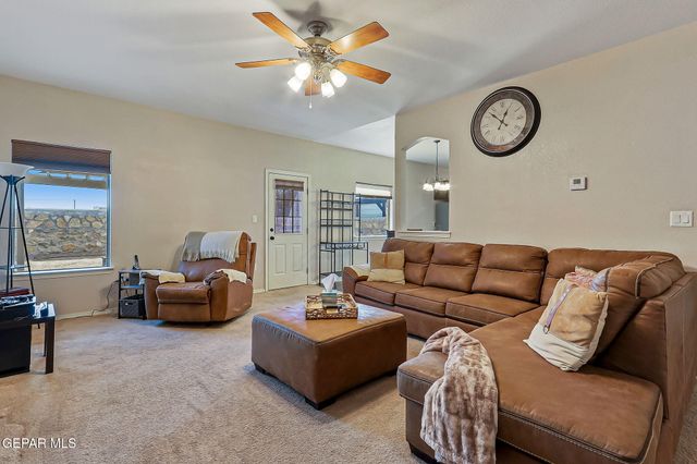 12744 Velvet Willow Dr, El Paso, TX 79938