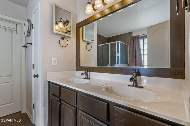 12744 Velvet Willow Dr, El Paso, TX 79938