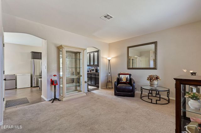 12744 Velvet Willow Dr, El Paso, TX 79938