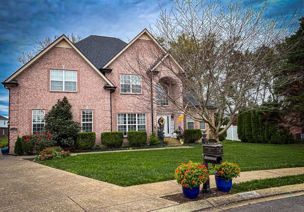 3003 Stow Xing, Murfreesboro, TN 37128