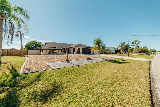 9273 CARNATION AVENUE, Englewood, FL 34224