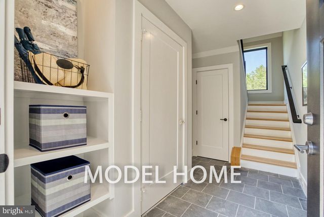 6228 NELWAY DR, Mclean, VA 22101