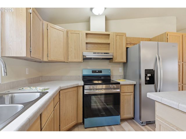 5972 MT VERNON Rd, Springfield, OR 97478