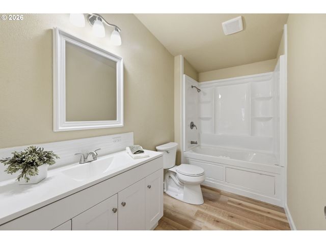 5972 MT VERNON Rd, Springfield, OR 97478