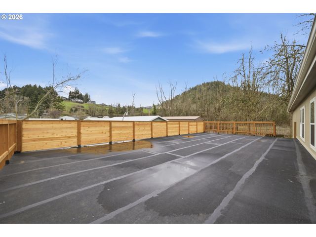 5972 MT VERNON Rd, Springfield, OR 97478