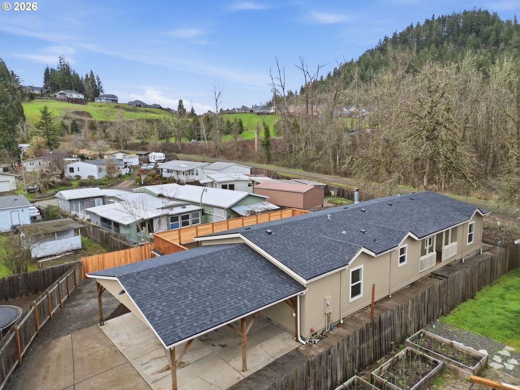 5972 MT VERNON Rd, Springfield, OR 97478