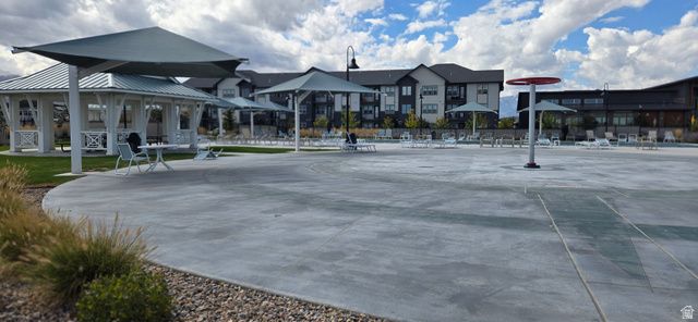 1052 E REGATTA LN, Saratoga Springs, UT 84045