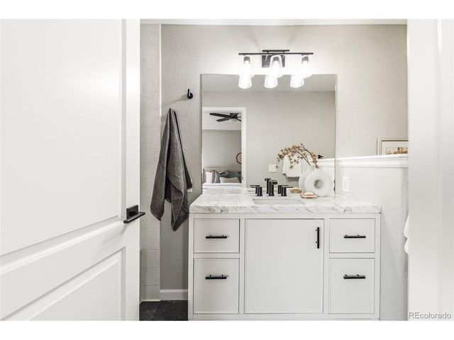 8595 Gold Peak Dr E, Highlands Ranch, CO 80130