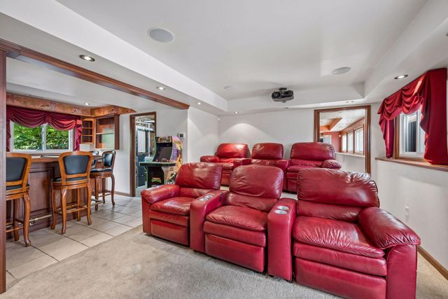 9625 103rd Avenue N, Maple Grove, MN 55369