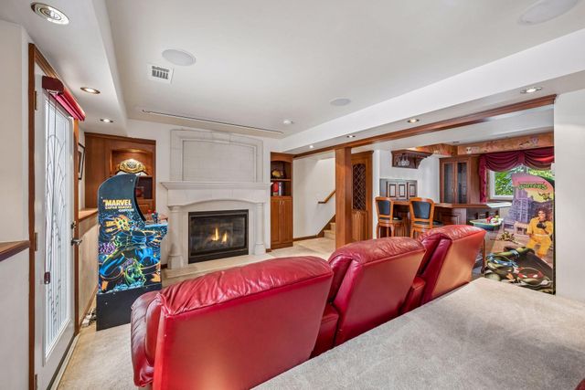 9625 103rd Avenue N, Maple Grove, MN 55369