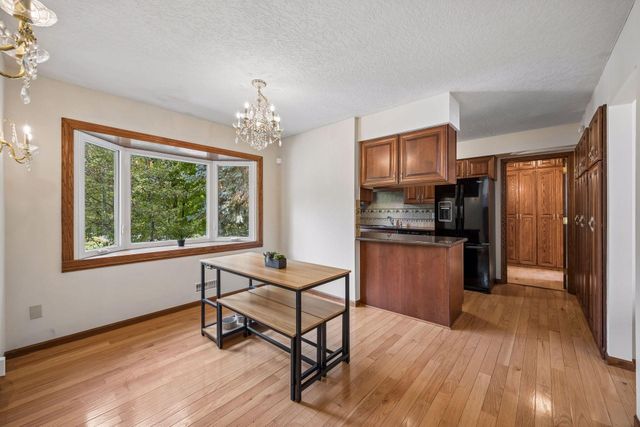 9625 103rd Avenue N, Maple Grove, MN 55369