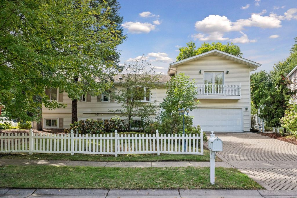 9625 103rd Avenue N, Maple Grove, MN 55369 — exterior