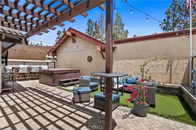 22891 Caminito Flores, Laguna Hills, CA 92653