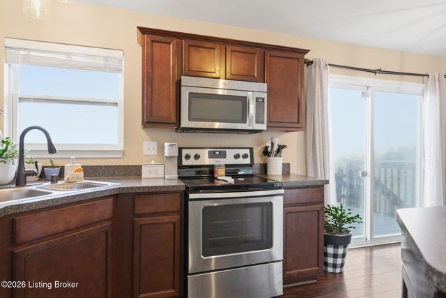 7693 Celebration Way, Crestwood, KY 40014