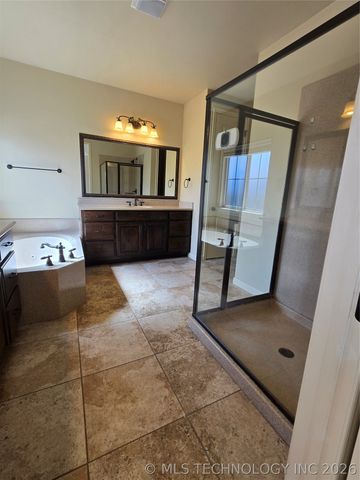 18512 E 43rd Place, Tulsa, OK 74134