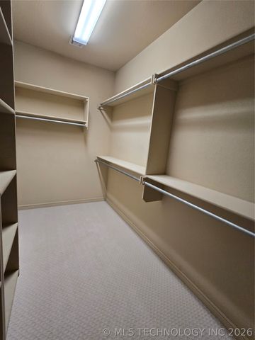 18512 E 43rd Place, Tulsa, OK 74134