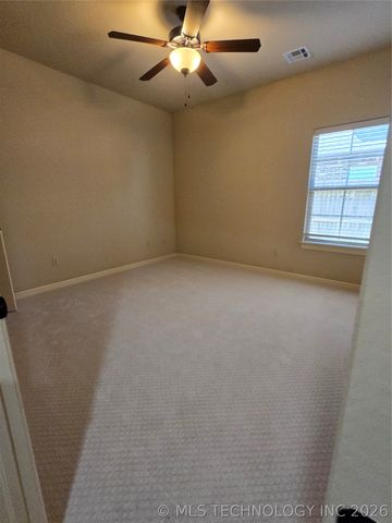 18512 E 43rd Place, Tulsa, OK 74134