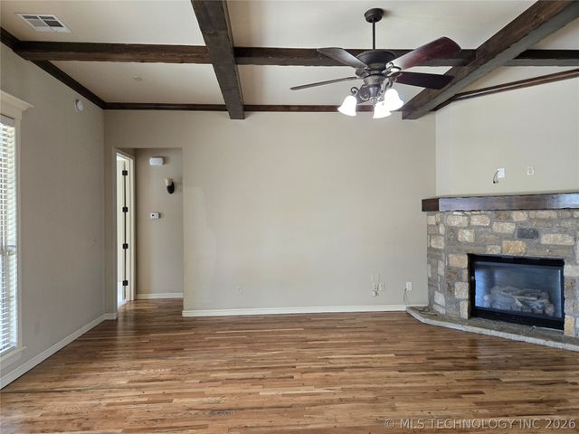 18512 E 43rd Place, Tulsa, OK 74134