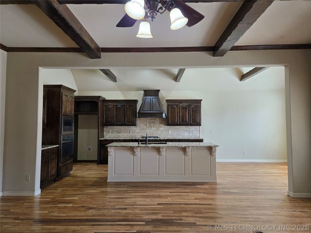 18512 E 43rd Place, Tulsa, OK 74134