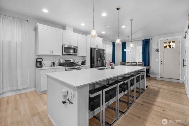 8770 69th Place NE, Marysville, WA 98270