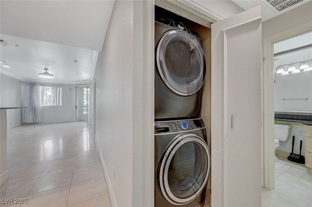 210 East Flamingo Road 105, Las Vegas, NV 89169