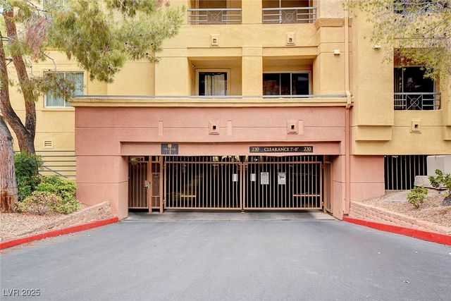 210 East Flamingo Road 105, Las Vegas, NV 89169