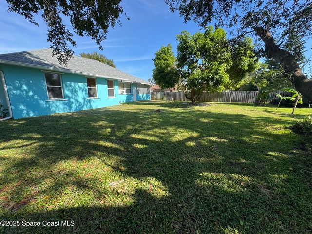 1522 Breese Street NE, Palm Bay, FL 32905