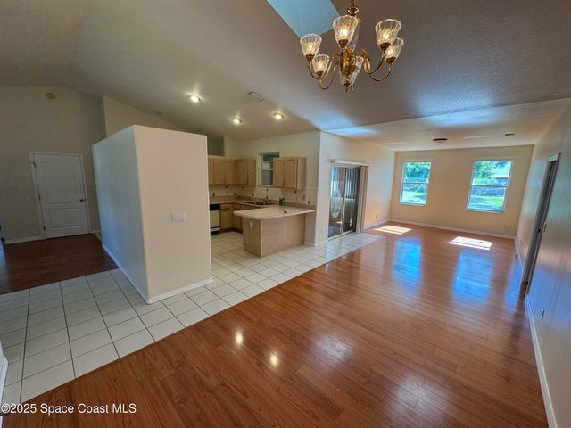 1522 Breese Street NE, Palm Bay, FL 32905