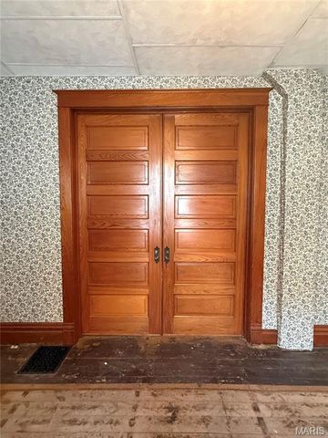 427 N 7th Street, Hannibal, MO 63401