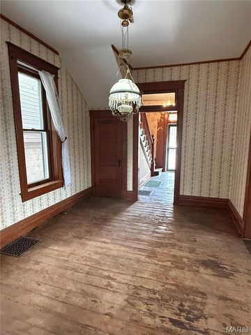 427 N 7th Street, Hannibal, MO 63401