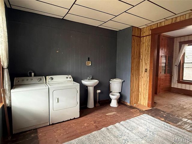 427 N 7th Street, Hannibal, MO 63401