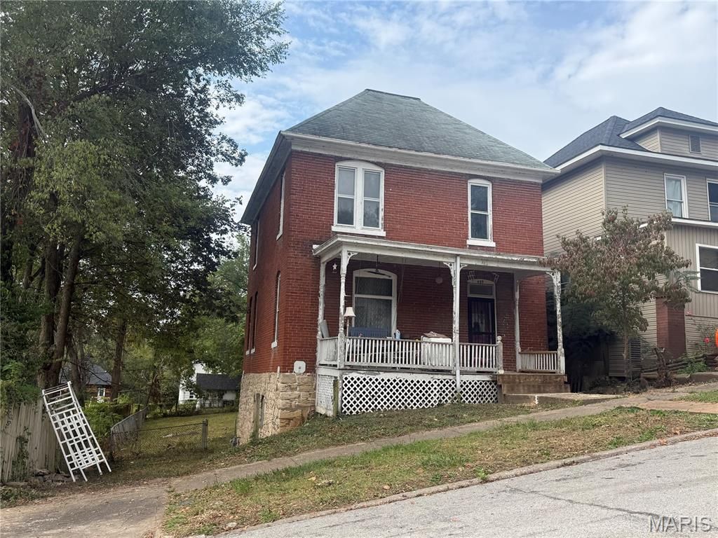 427 N 7th Street, Hannibal, MO 63401