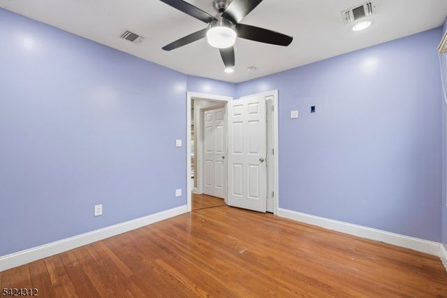 32 Seminole Ave, Rockaway Twp., NJ 07866