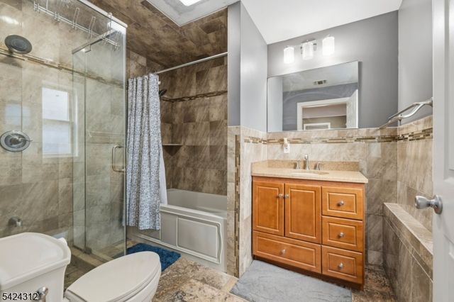 32 Seminole Ave, Rockaway Twp., NJ 07866